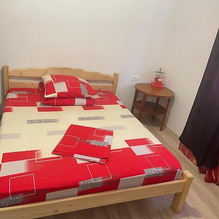 Hotel Vila Baciu Tuzla Esterno foto