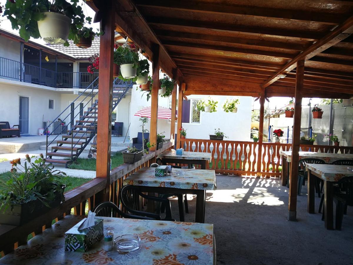 Hotel Vila Baciu Tuzla Esterno foto