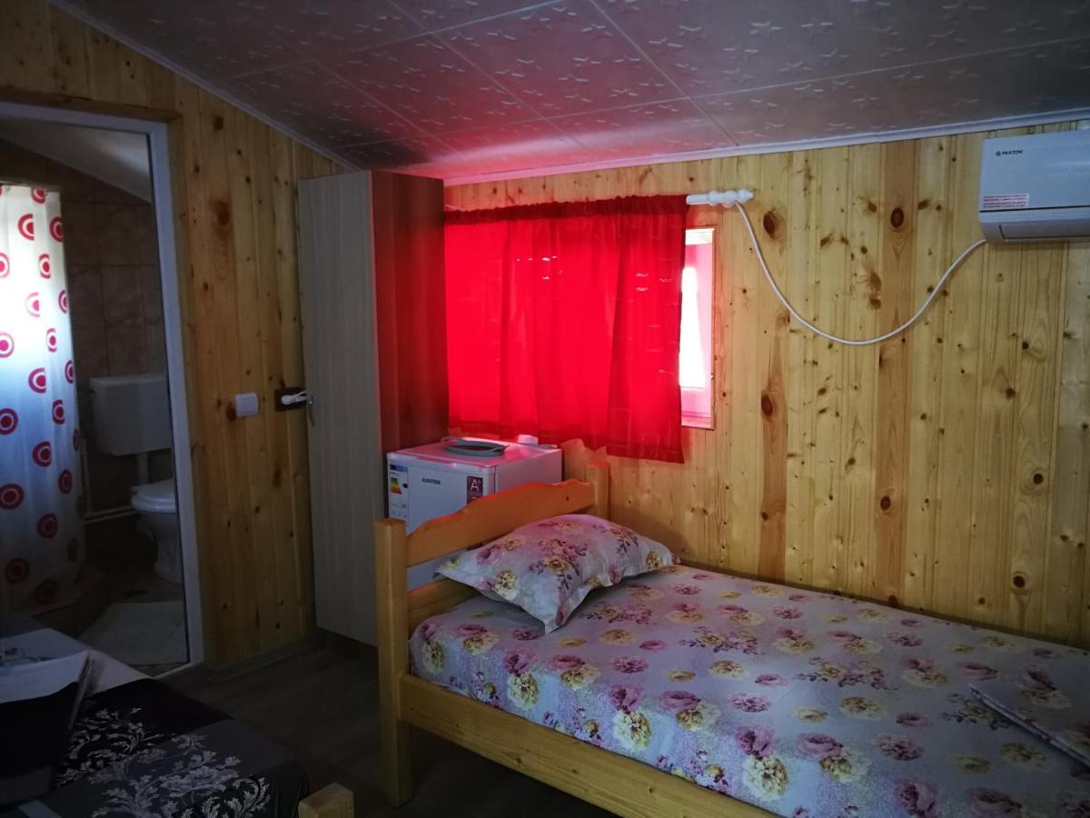 Hotel Vila Baciu Tuzla Esterno foto