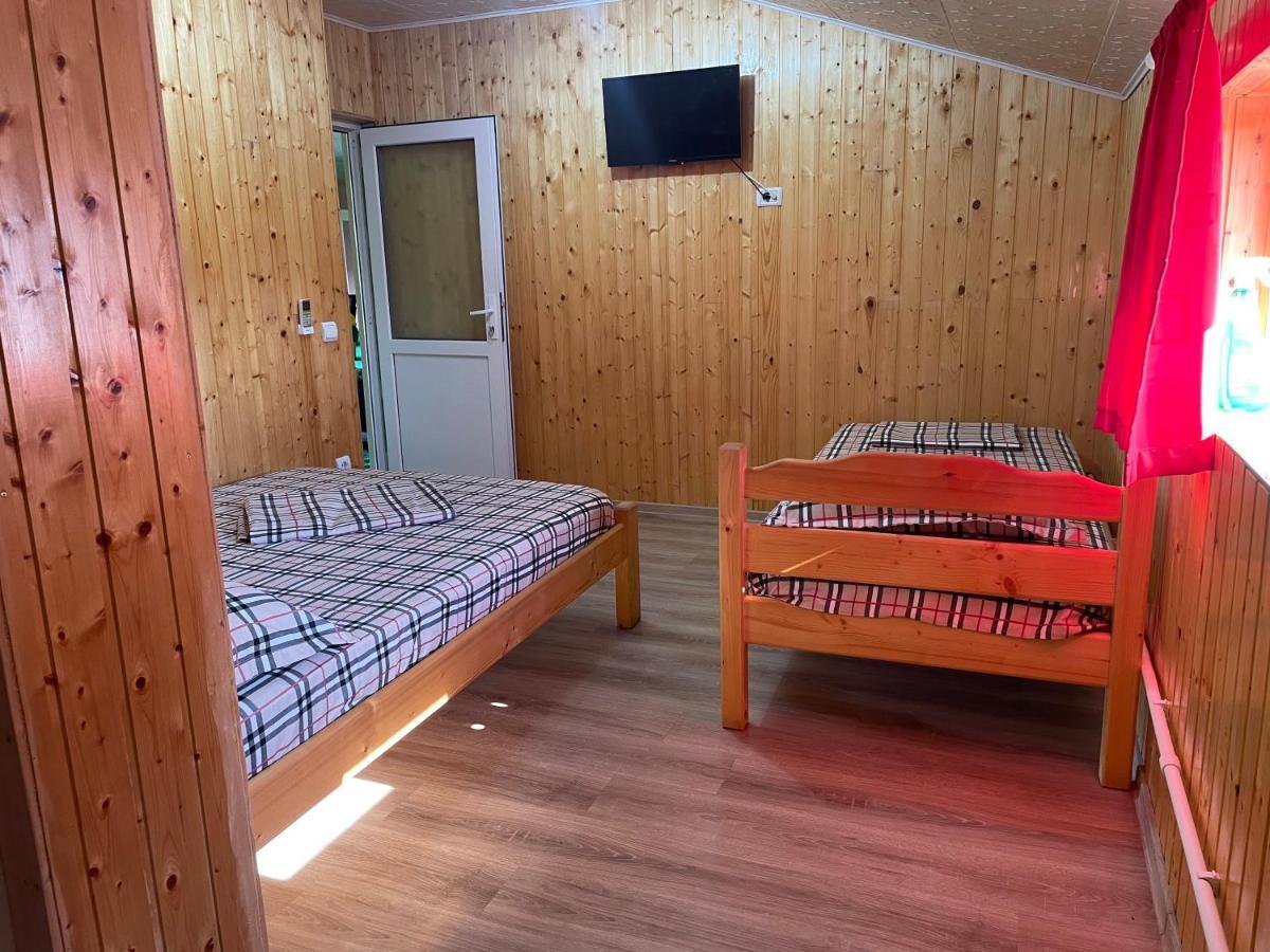 Hotel Vila Baciu Tuzla Esterno foto