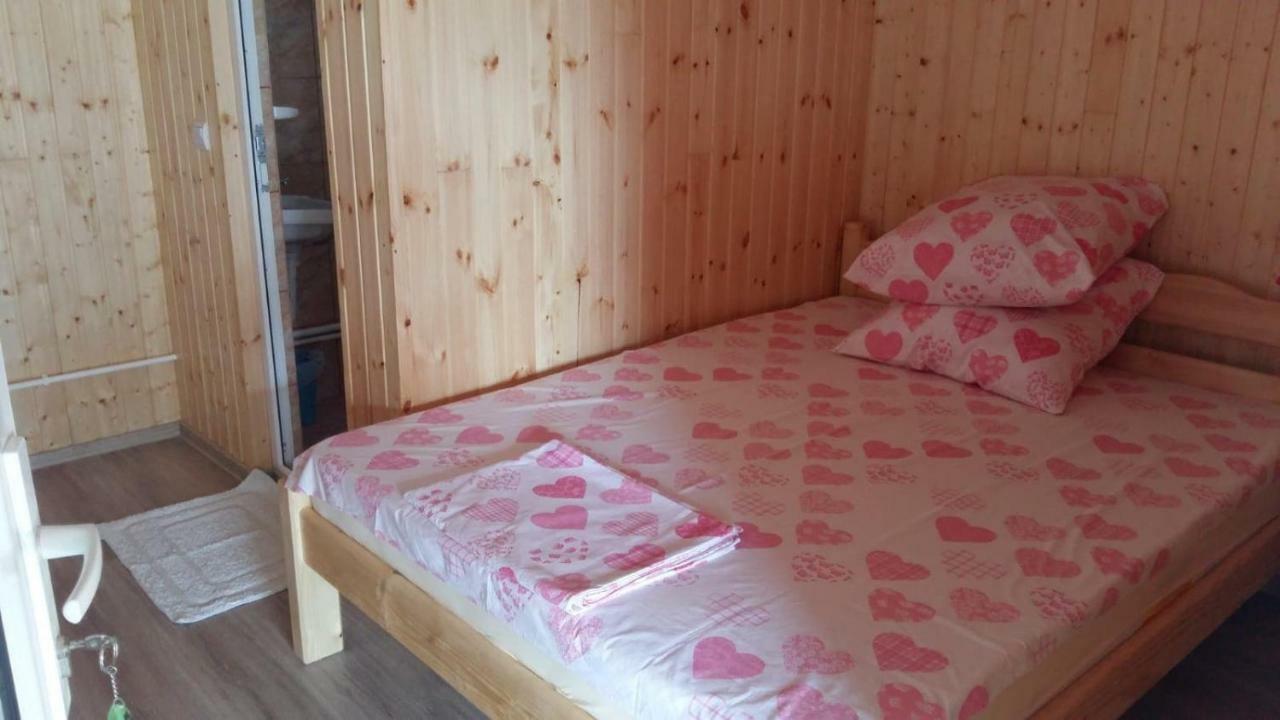 Hotel Vila Baciu Tuzla Esterno foto