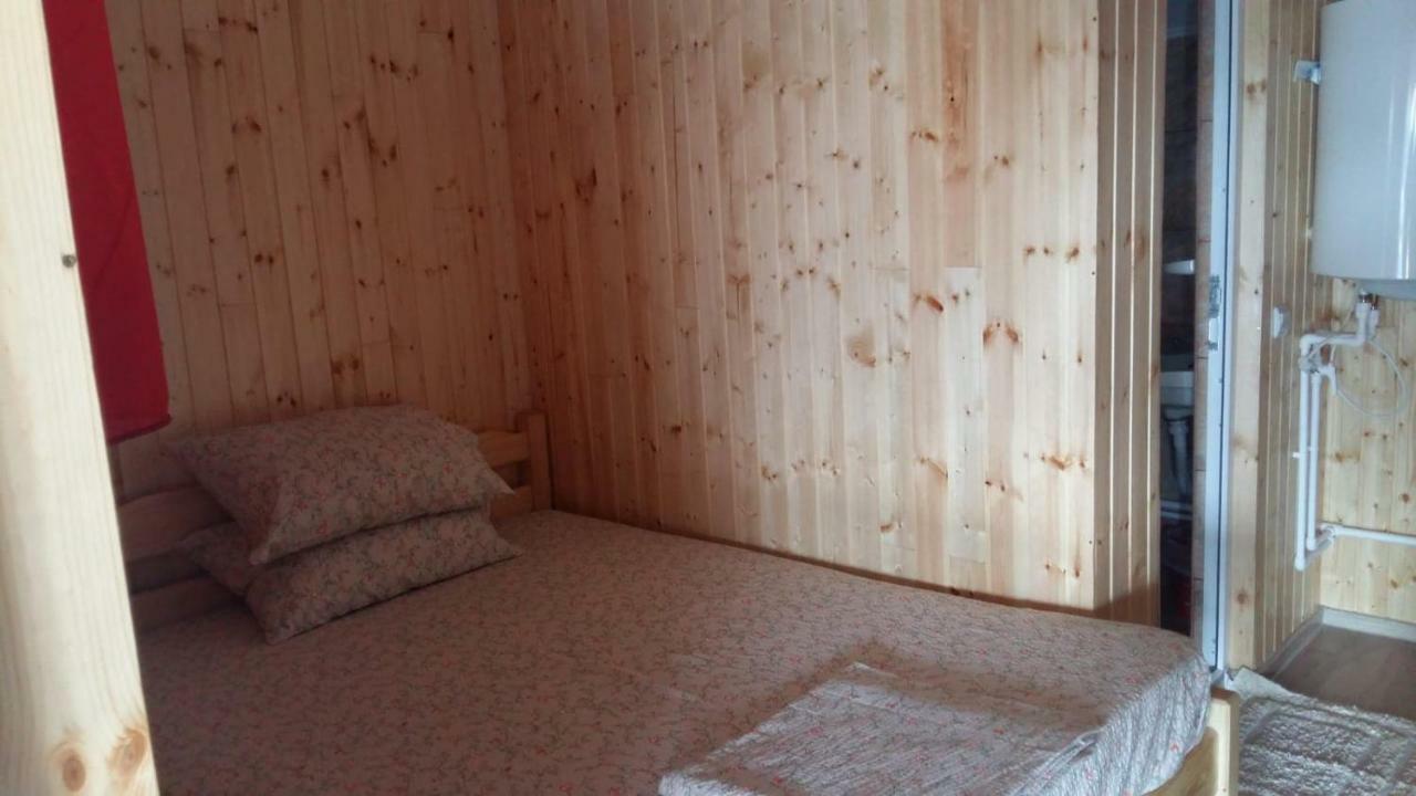 Hotel Vila Baciu Tuzla Esterno foto