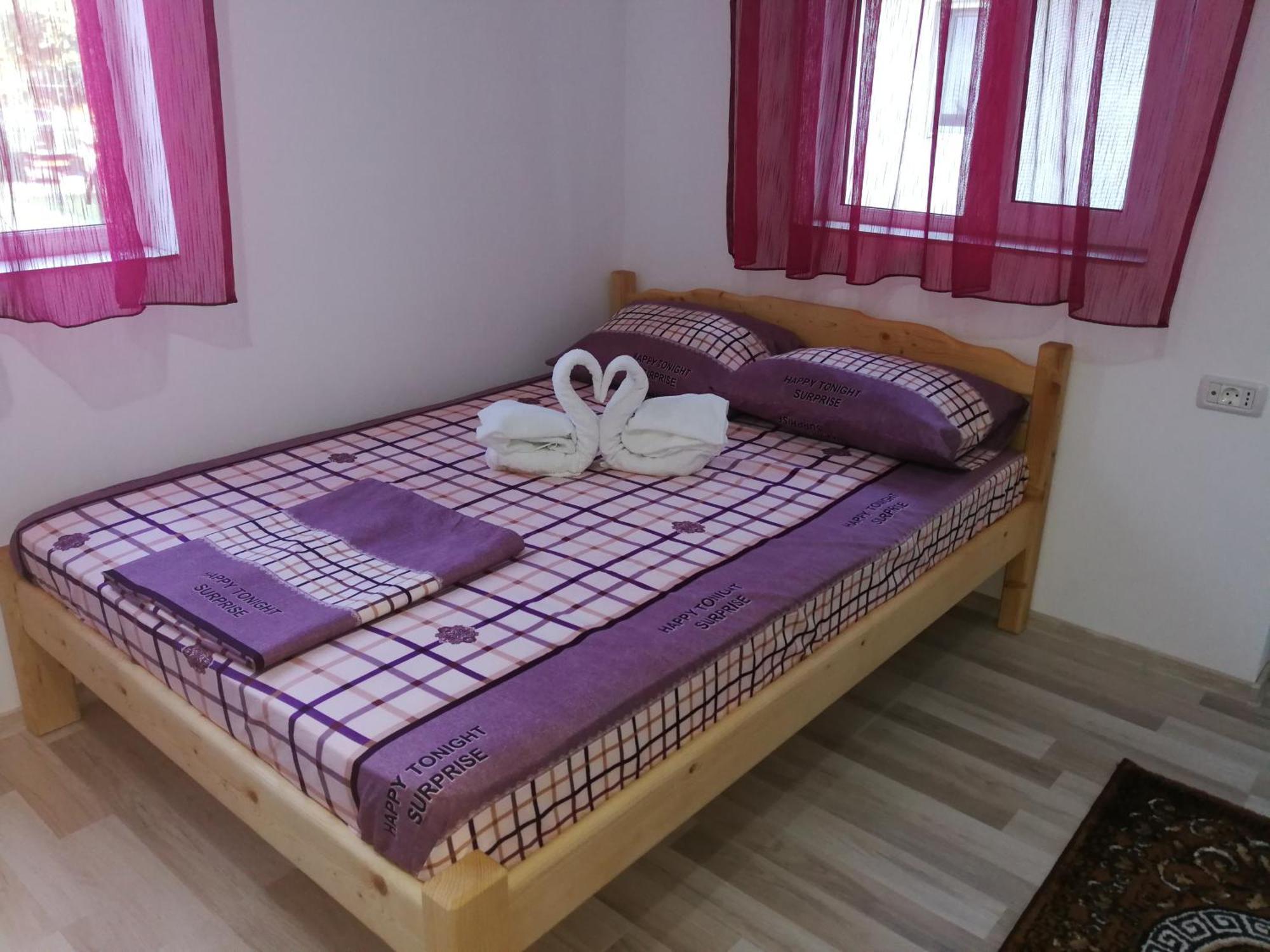 Hotel Vila Baciu Tuzla Esterno foto